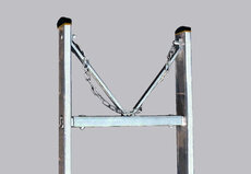 „V“ profil s retiazkou široký 3057